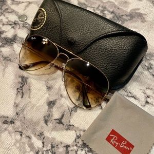 Ray-Ban Aviator Sunglasses